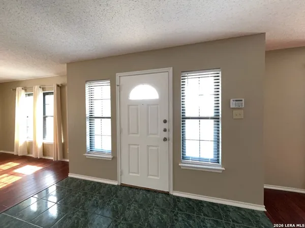$2,350 | 18634 Redriver Trail, San Antonio, TX 78259