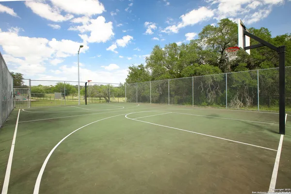 $2,350 | 18634 Redriver Trail, San Antonio, TX 78259