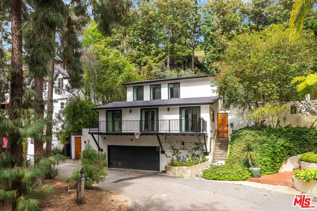 $1,899,000 | 1758 Prospect Drive, Los Angeles, CA 90046