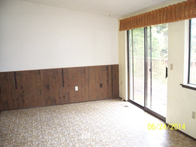 101 Lewis Road Port Angeles, WA 98362 - Photo 4 of 8 Gallery Image 4