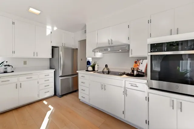 $3,998,000 | 678 Benvenue Avenue, Los Altos, CA 94024