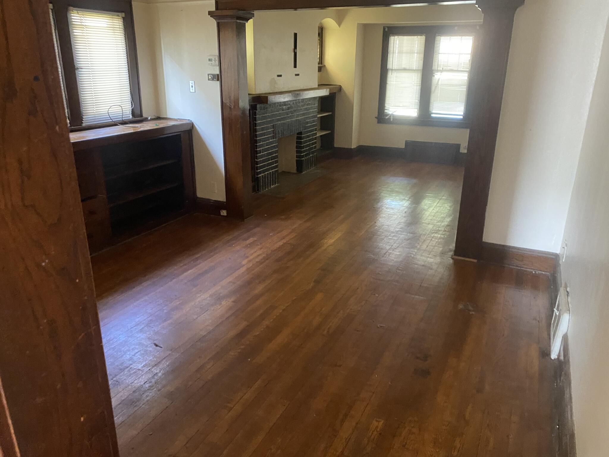 2848 North 50th Street Milwaukee, WI 53210 - Photo 2 of 13 IMG_5929