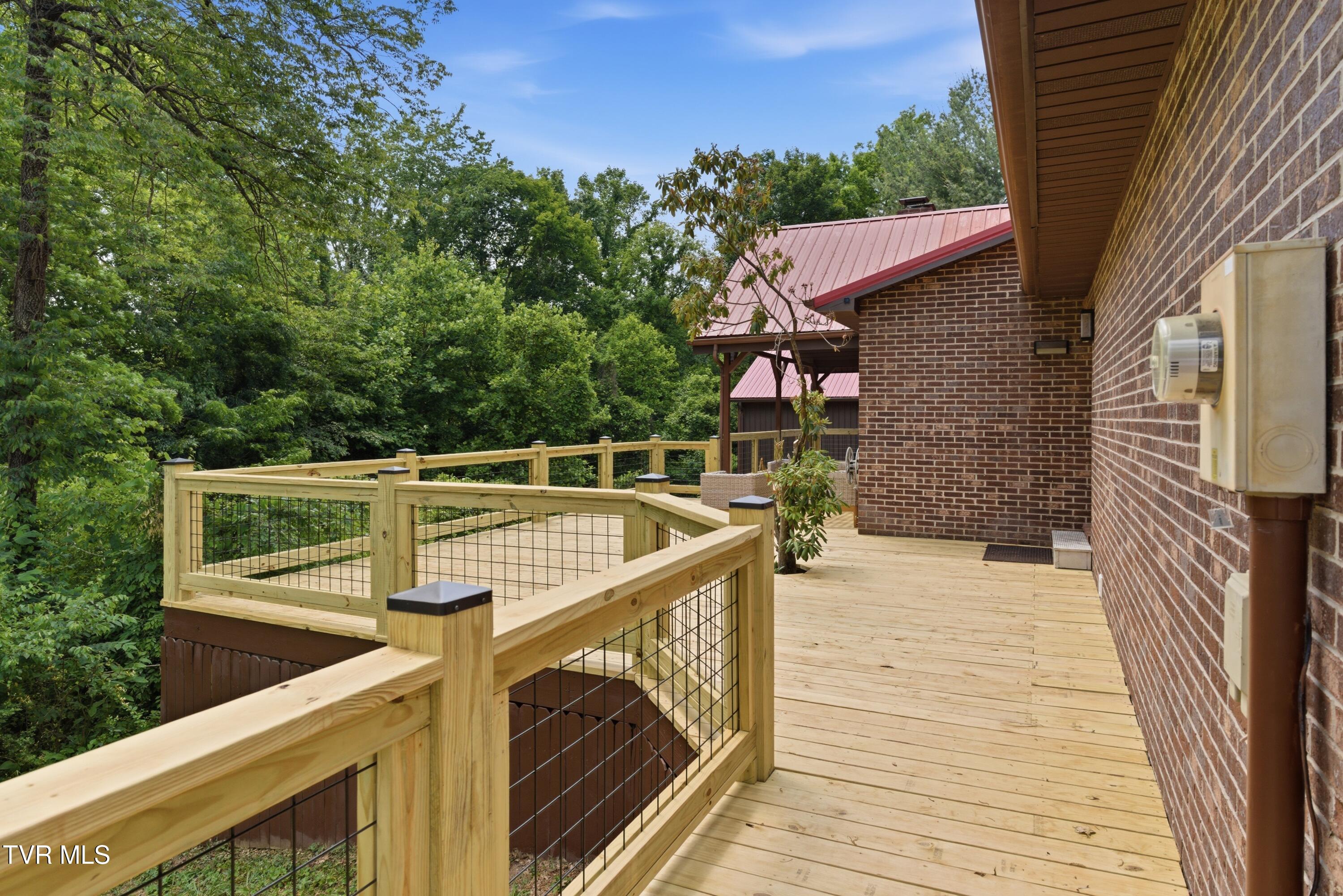 205 Spring Valley Road Unicoi, TN 37692 - Photo 33 of 38 DSC01553