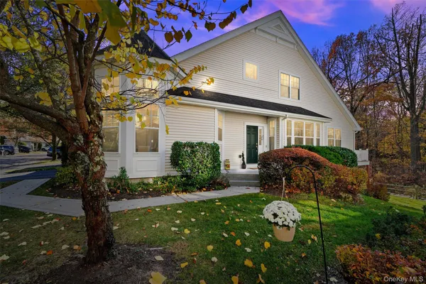 $1,118,000 | 25 Briarbrook Drive, Unit 25, Briarcliff Manor, NY 10510