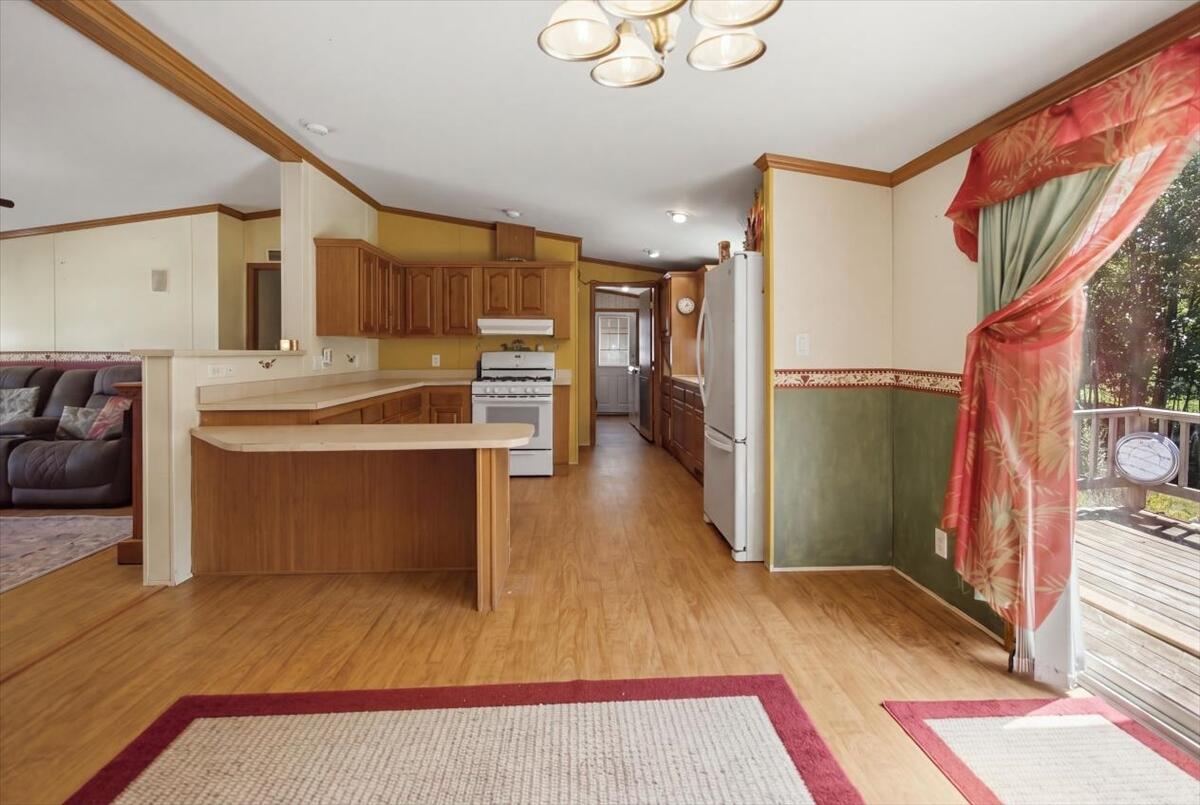 89 Boothby Road Livermore, ME 04253 - Photo 6 of 43 Dining & Kitchen