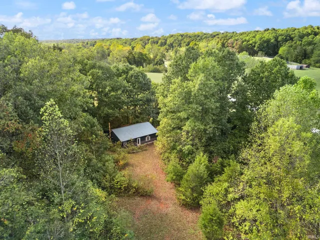 $89,900 | 6066 South Roselawn Drive, Hardinsburg, IN 47125