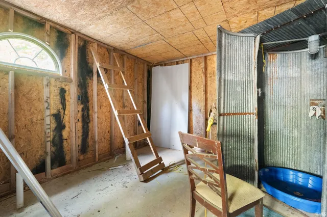 $89,900 | 6066 South Roselawn Drive, Hardinsburg, IN 47125