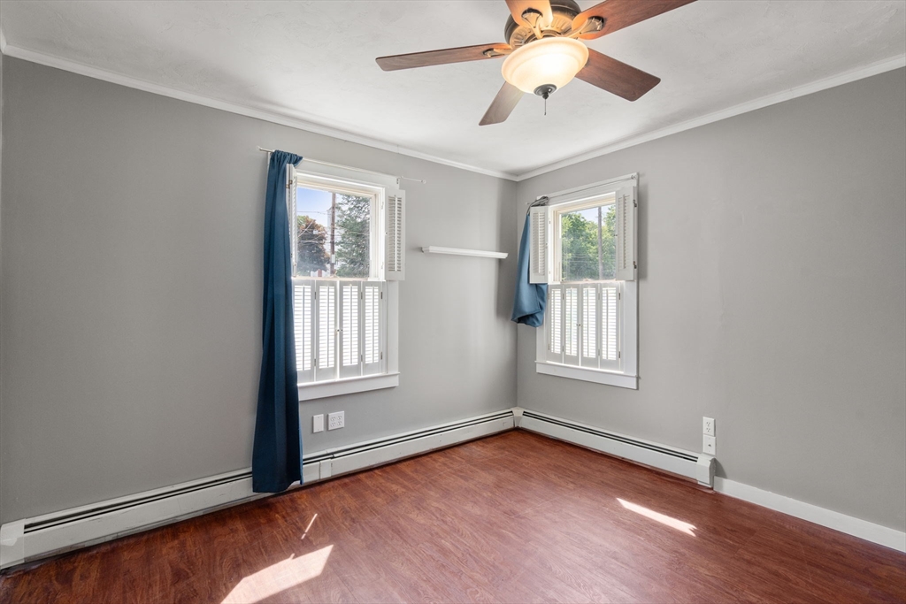9 Providence Road Sutton, MA 01590 - Photo 20 of 37