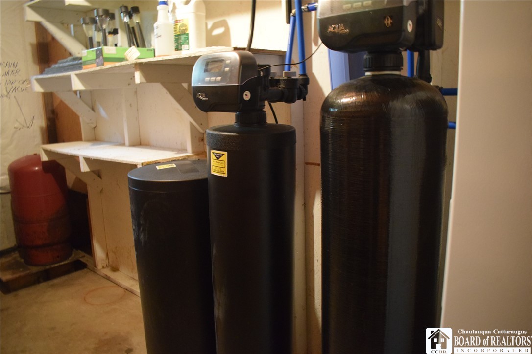 6615 Java Lake Road Arcade, NY 14009 - Photo 43 of 49 water softner