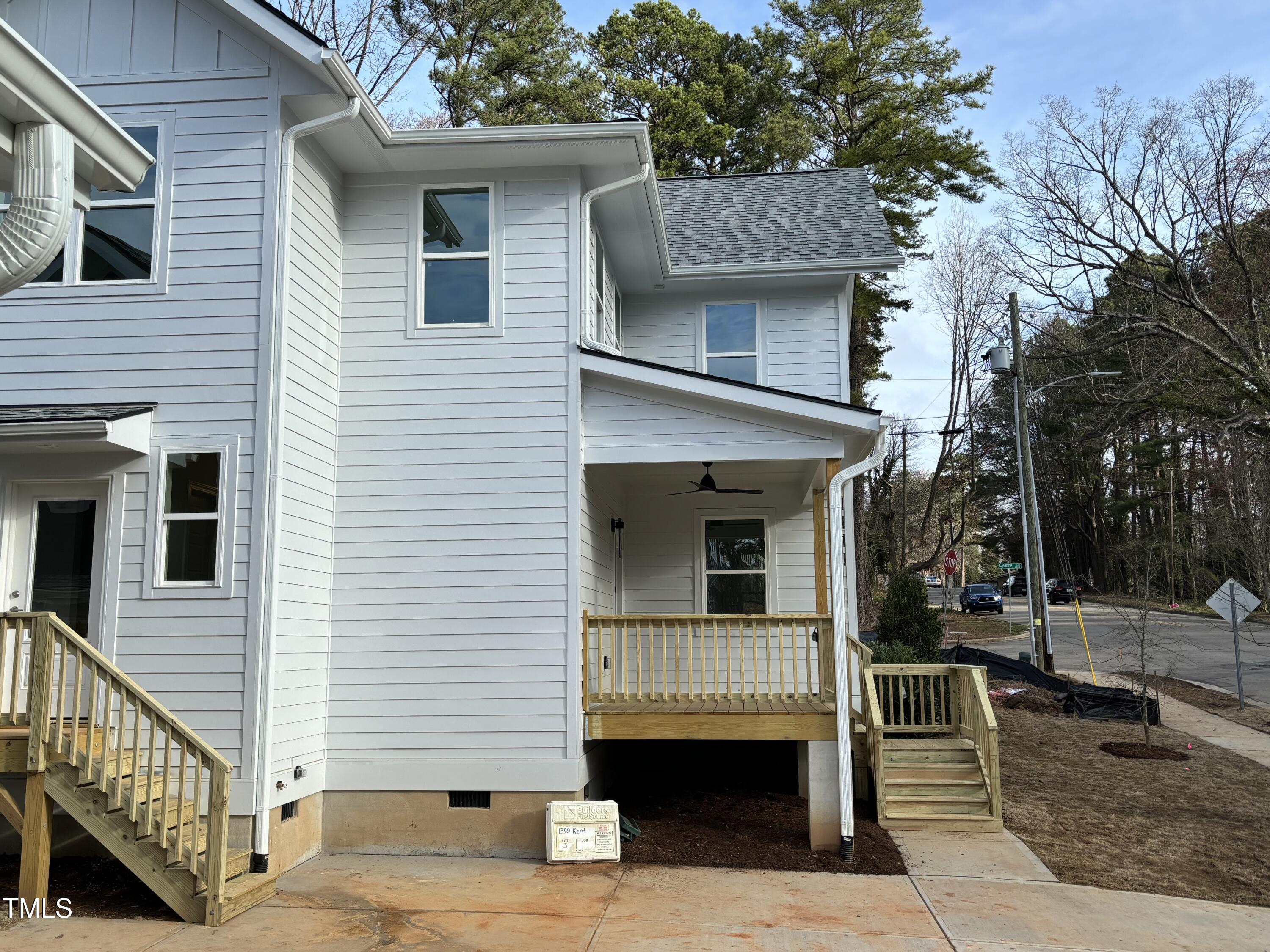 1390 Kent Road Raleigh, NC 27606 - Photo 5 of 22 IMG_8417