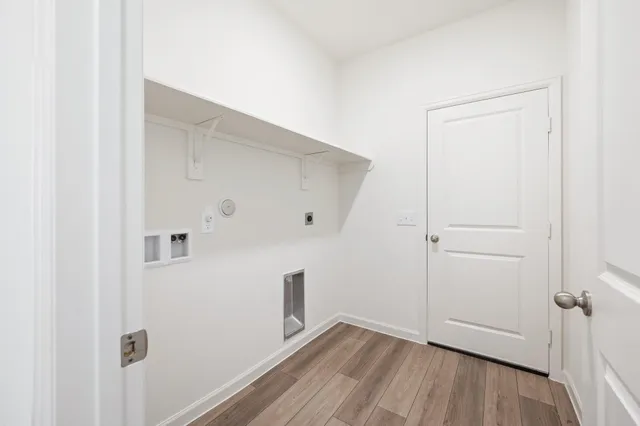 $2,400 | 6310 Highland Bnd Drive, Richmond, TX 77469