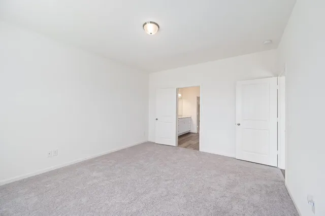 $2,400 | 6310 Highland Bnd Drive, Richmond, TX 77469