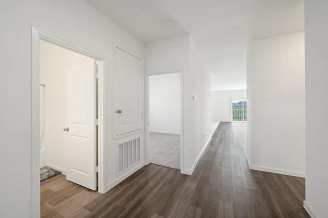 $2,400 | 6310 Highland Bnd Drive, Richmond, TX 77469