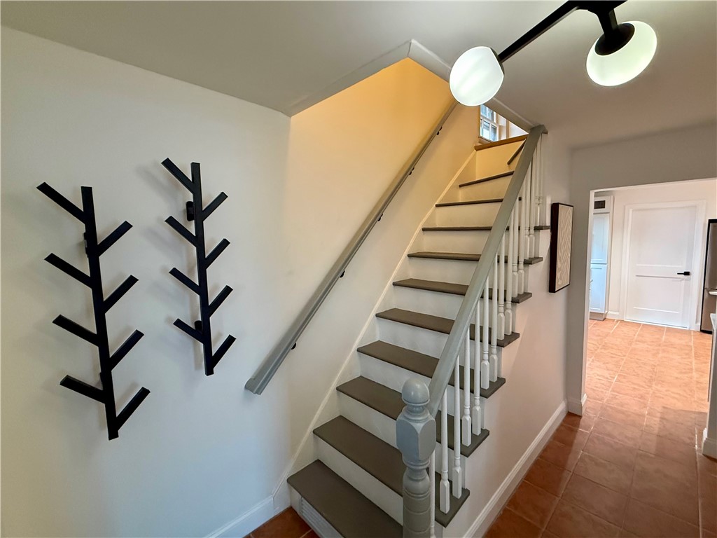 571 Winter Street Woonsocket, RI 02895 - Photo 15 of 27