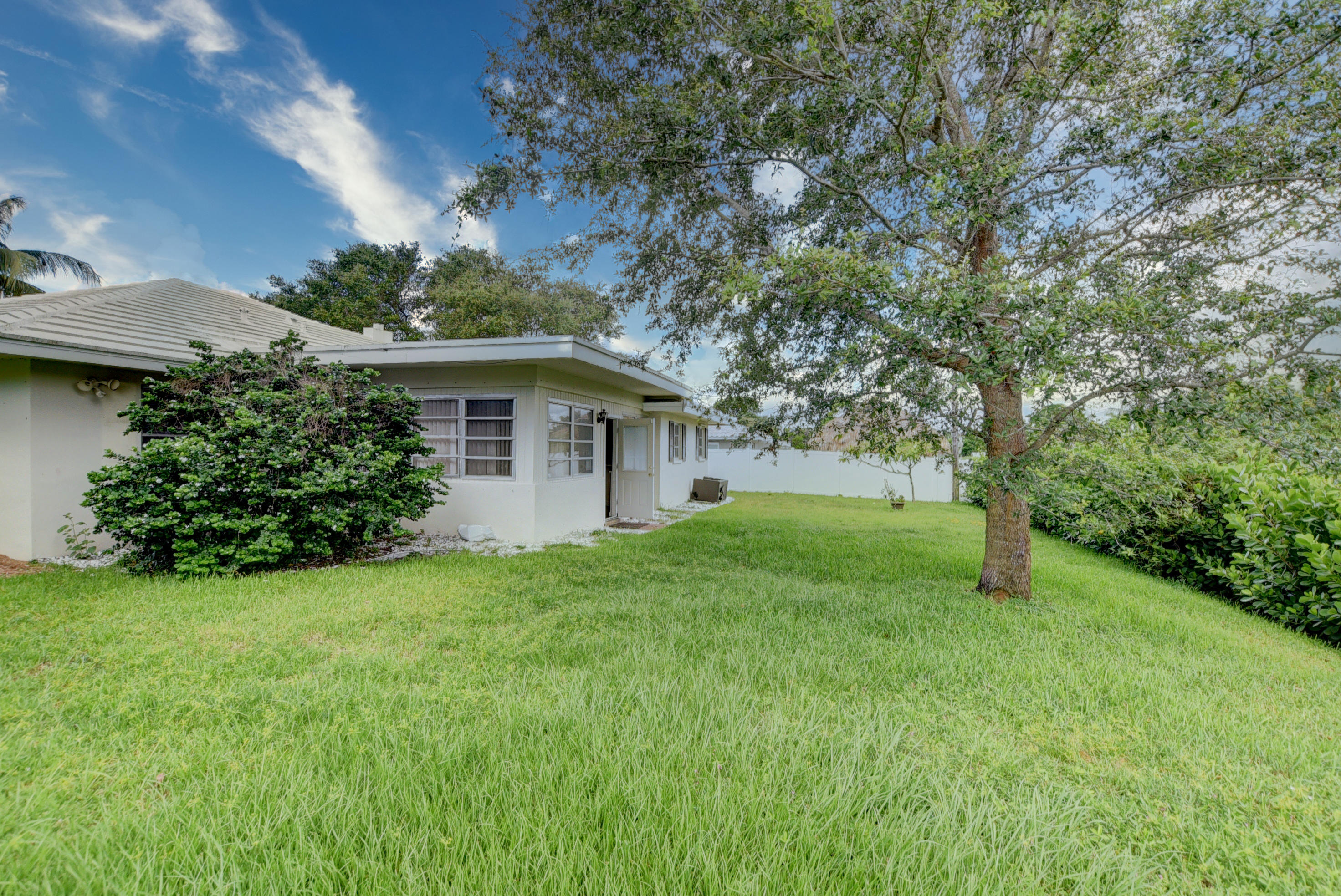 1221 Southwest 8th Street Boca Raton, FL 33486 - Photo 36 of 36 Backyard