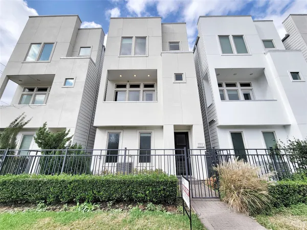 $2,695 | 1324 Delano Street, Houston, TX 77003