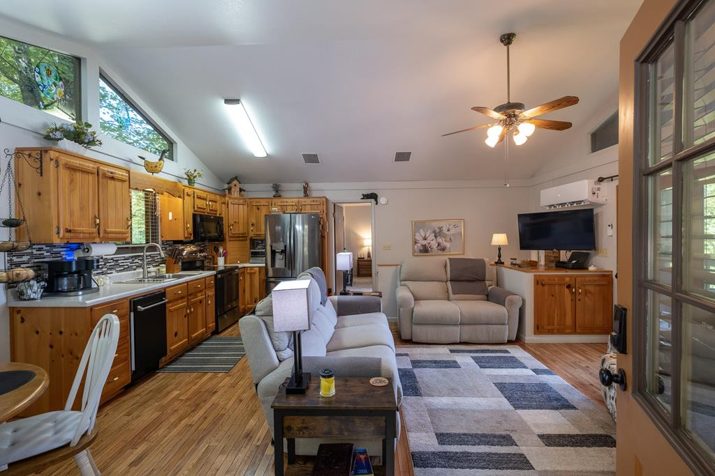 26 Beaver Gap Road Murphy, NC 28906 - Photo 4 of 64