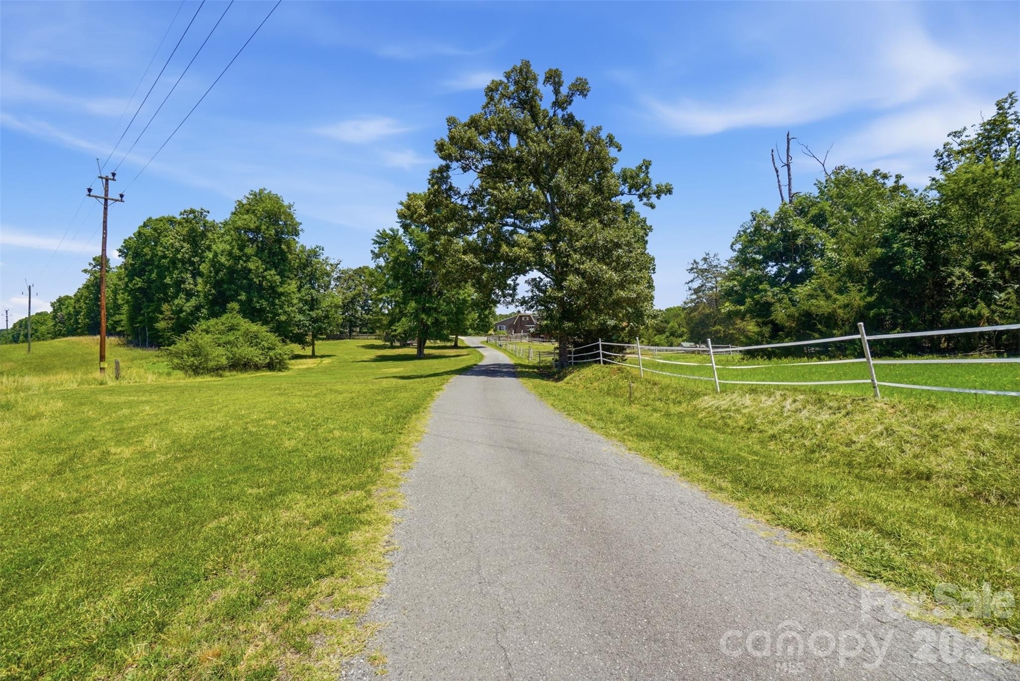 5835 Kreps Road Clover, SC 29710 - Photo 14 of 46