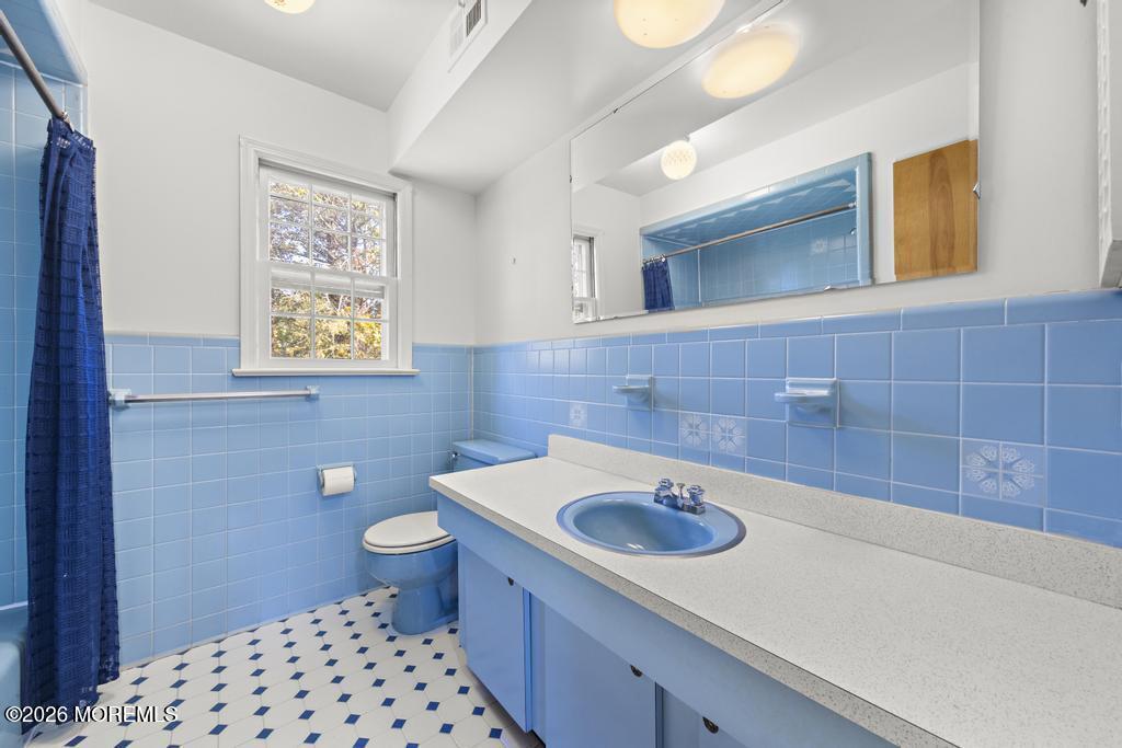 68 Rustic Terrace Little Silver, NJ 07739 - Photo 22 of 28 Second Floor Bedroom