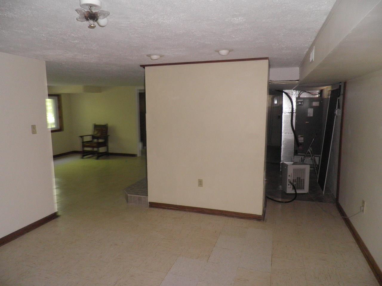 3965 North Hinkle Road Bloomington, IN 47408 - Photo 13 of 14