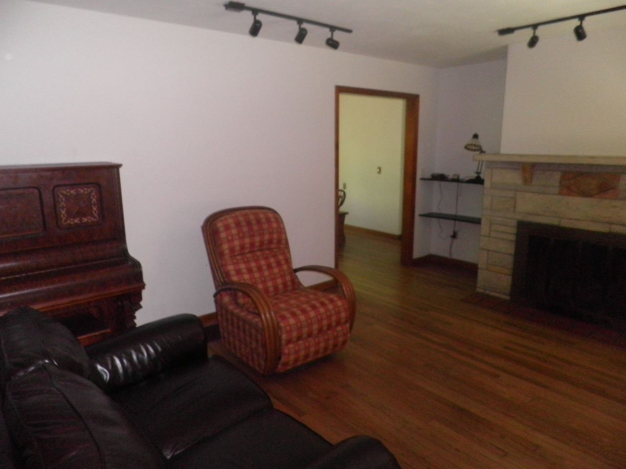 3965 North Hinkle Road Bloomington, IN 47408 - Photo 4 of 14