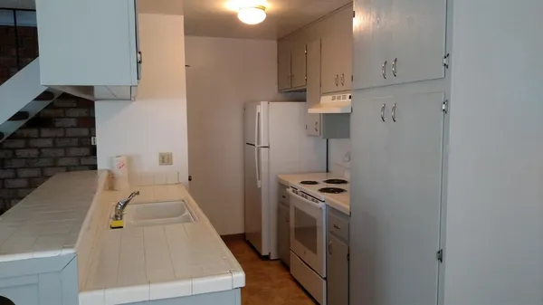 $179,000 | 5636 Madison Avenue, Unit 2, Sacramento, CA 95841