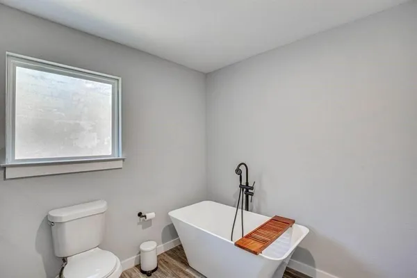 $1,900 | 5248 Sam Houston Drive, Log Cabin, TX 75148