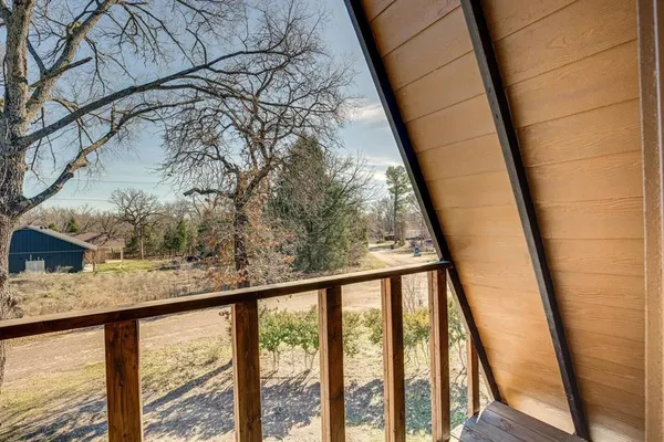 $1,900 | 5248 Sam Houston Drive, Log Cabin, TX 75148