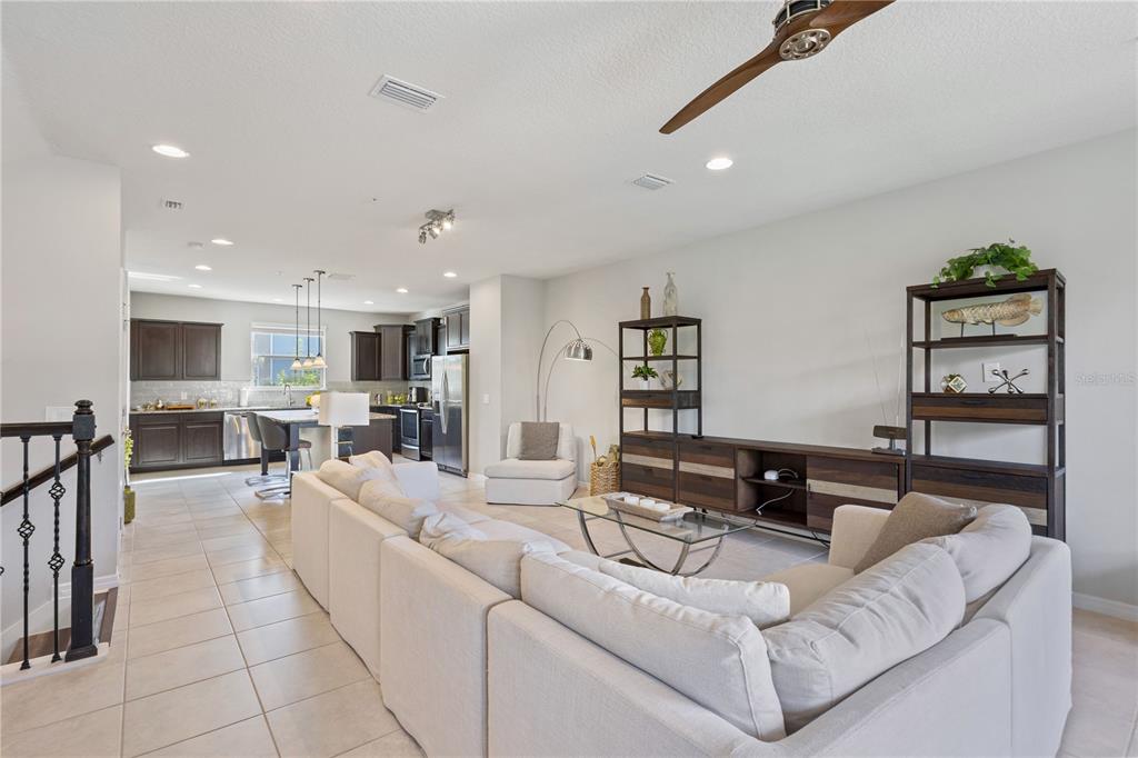 594 Piazza Point Oviedo, FL 32765 - Photo 16 of 40