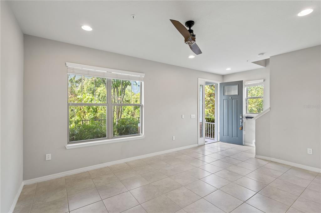 594 Piazza Point Oviedo, FL 32765 - Photo 8 of 40