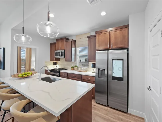 $399,990 | 9217 Washington Heights Street, Houston, TX 77063