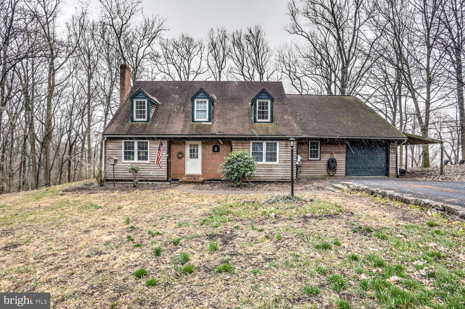 323 Dead End Road Lititz, PA 17543 - Photo 1 of 29