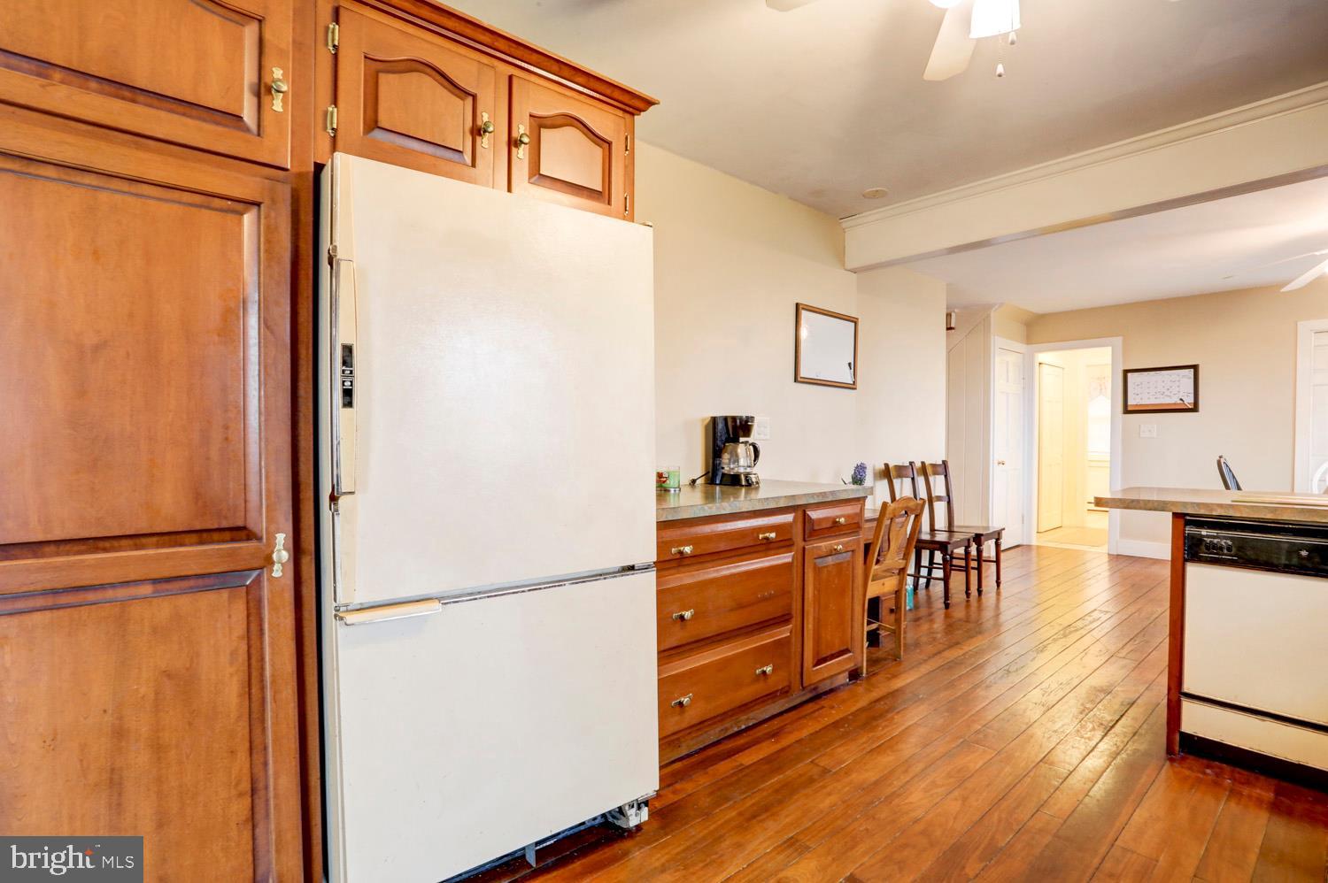 323 Dead End Road Lititz, PA 17543 - Photo 17 of 29