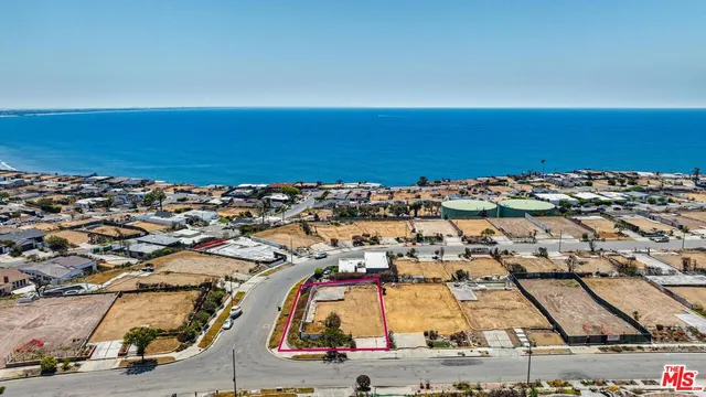 an aerial view of a ocean