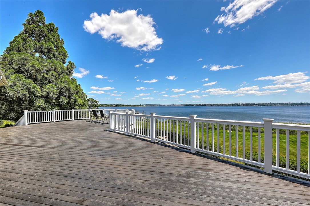10 Stonegate Road Warren, RI 02885 - Photo 7 of 50