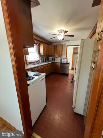 $2,300 | 490 Birmingham Road, West Chester, PA 19382