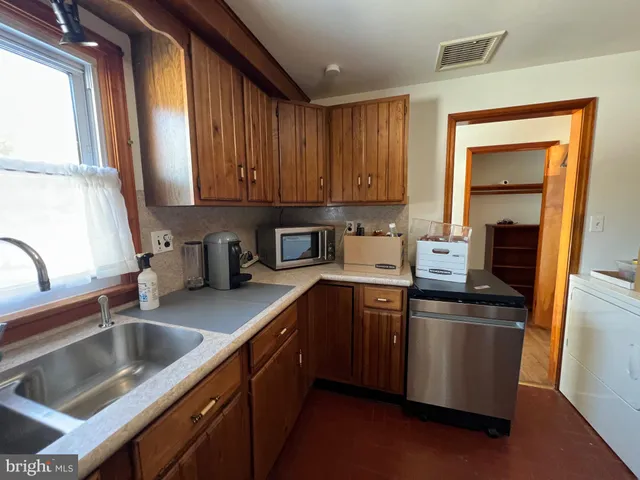 $2,300 | 490 Birmingham Road, West Chester, PA 19382