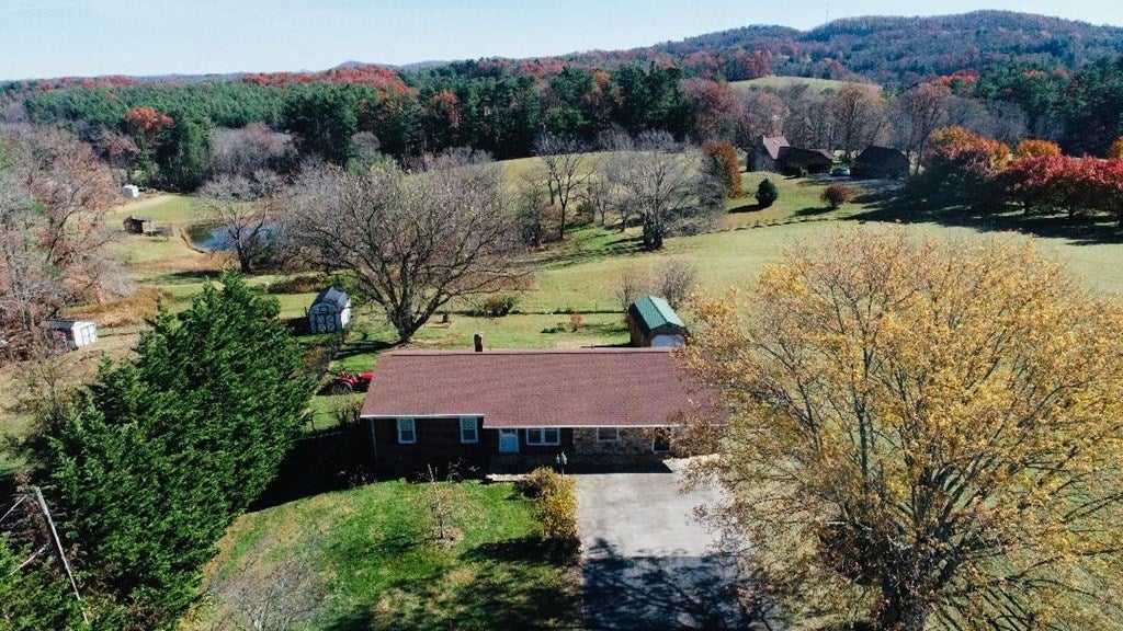 521 Timberline Road Galax, VA 24333 - Photo 32 of 33 Gallery Image 32