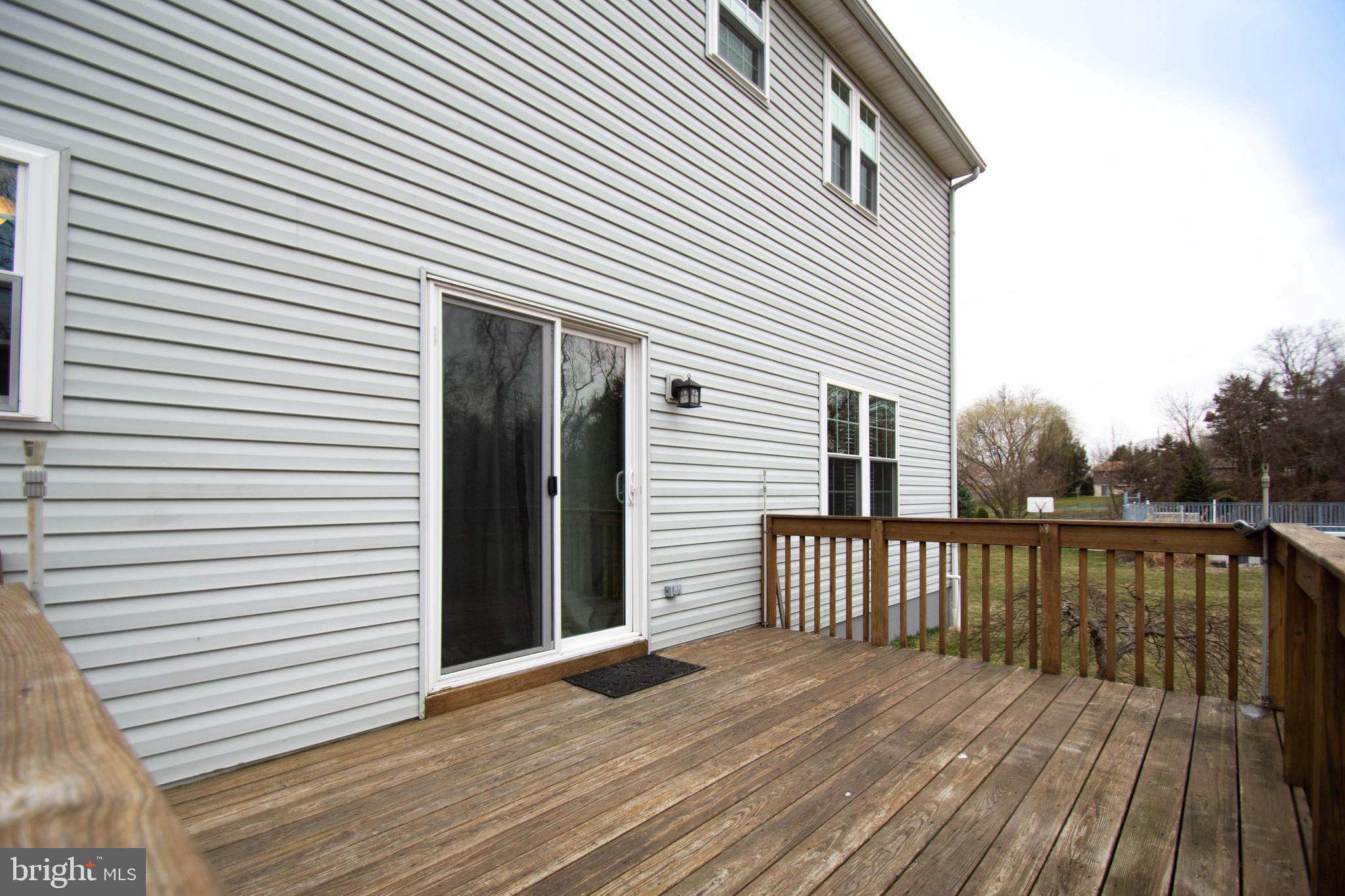 82 Pebble Beach Lane Pottstown, PA 19464 - Photo 5 of 33 Deck