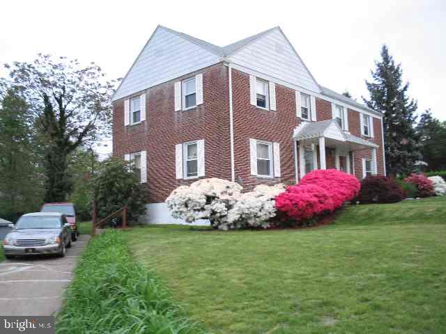 2991 Croyden Road Harrisburg, PA 17104 - Photo 2 of 8 Gallery Image 2