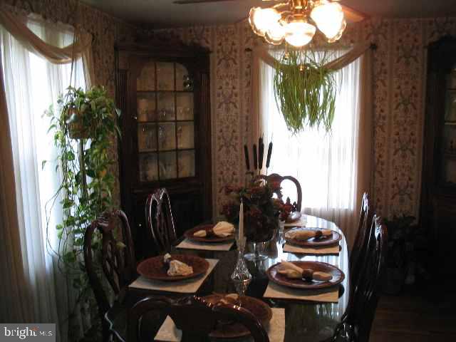 2991 Croyden Road Harrisburg, PA 17104 - Photo 5 of 8 Gallery Image 5