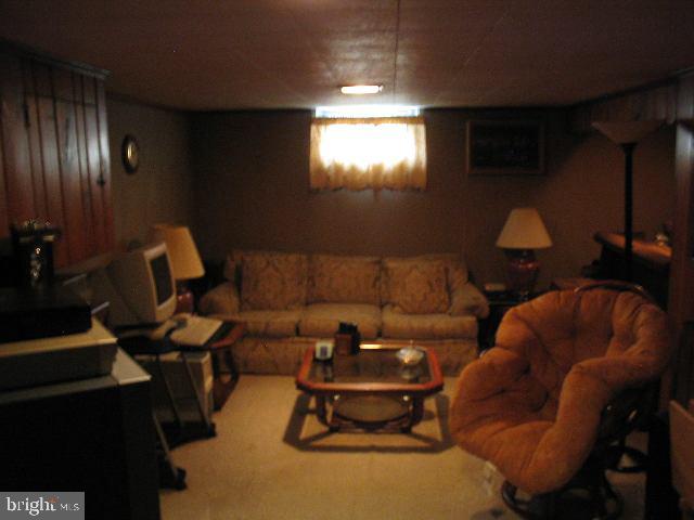 2991 Croyden Road Harrisburg, PA 17104 - Photo 6 of 8 Gallery Image 6
