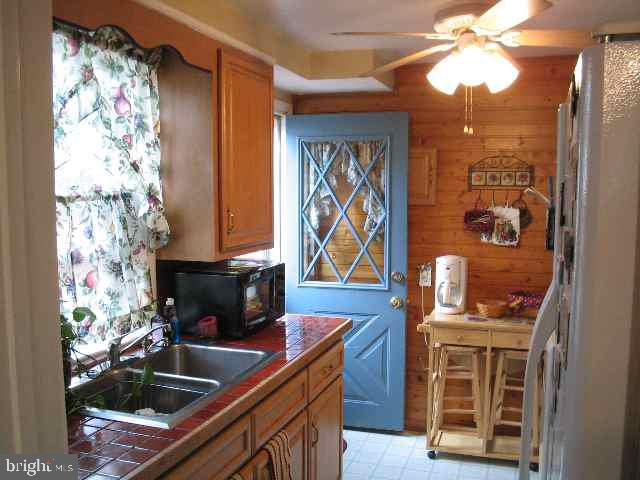 2991 Croyden Road Harrisburg, PA 17104 - Photo 7 of 8 Gallery Image 7