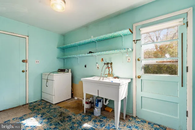 $425,000 | 9 Amherst Drive, Newark, DE 19711