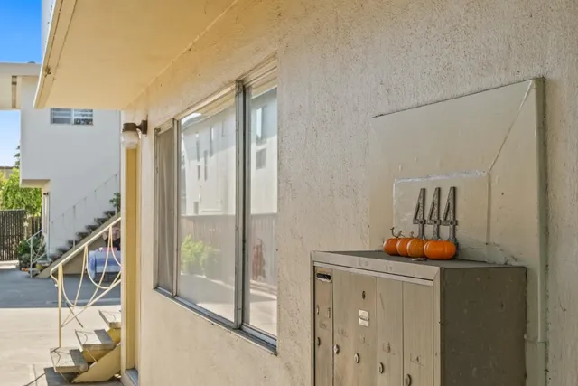 $2,495,000 | 444 Villa Terrace, San Mateo, CA 94401