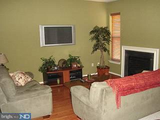 206 Coventry Road Chalfont, PA 18914 - Photo 2 of 6 Gallery Image 2