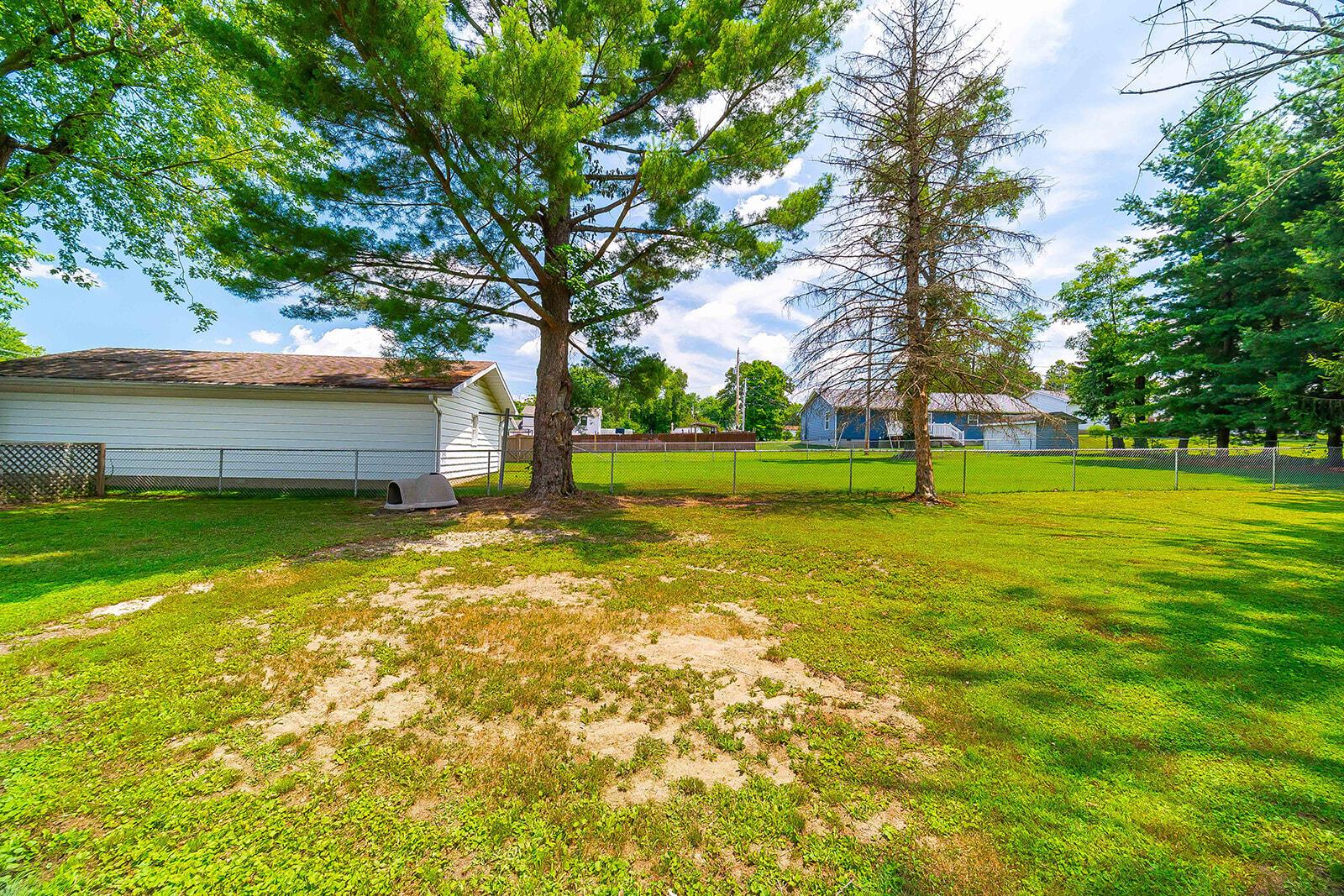 592 Johnson Road Chillicothe, OH 45601 - Photo 13 of 52 592 Johnson rd-16