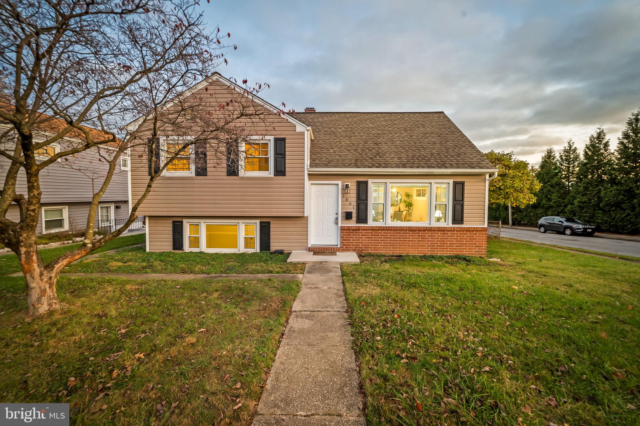 1807 Wentworth Road Parkville, MD 21234 - Photo 2 of 32
