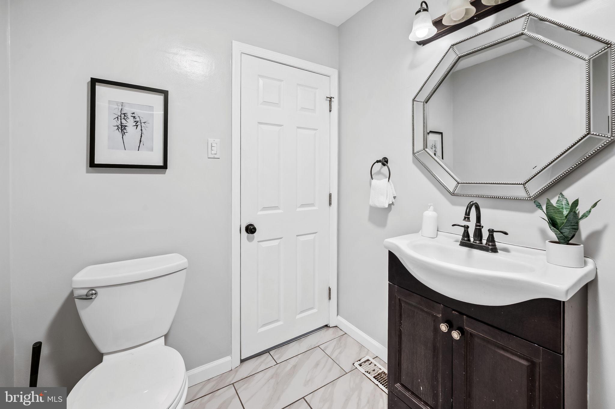 1807 Wentworth Road Parkville, MD 21234 - Photo 27 of 32