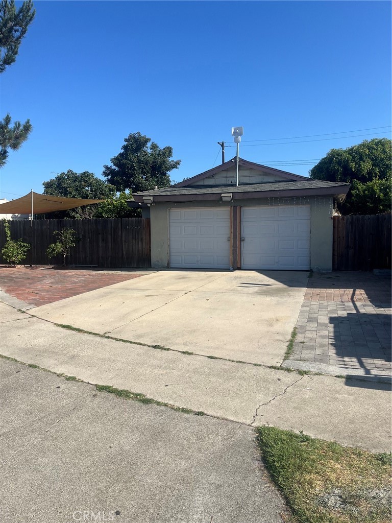 4619 West 3rd Street Santa Ana, CA 92703 - Photo 1 of 15 Gallery Image 1